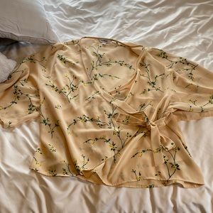 Chiffon flare sleeve tie front blouse